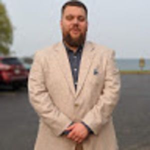 Meet your Posher, Alex